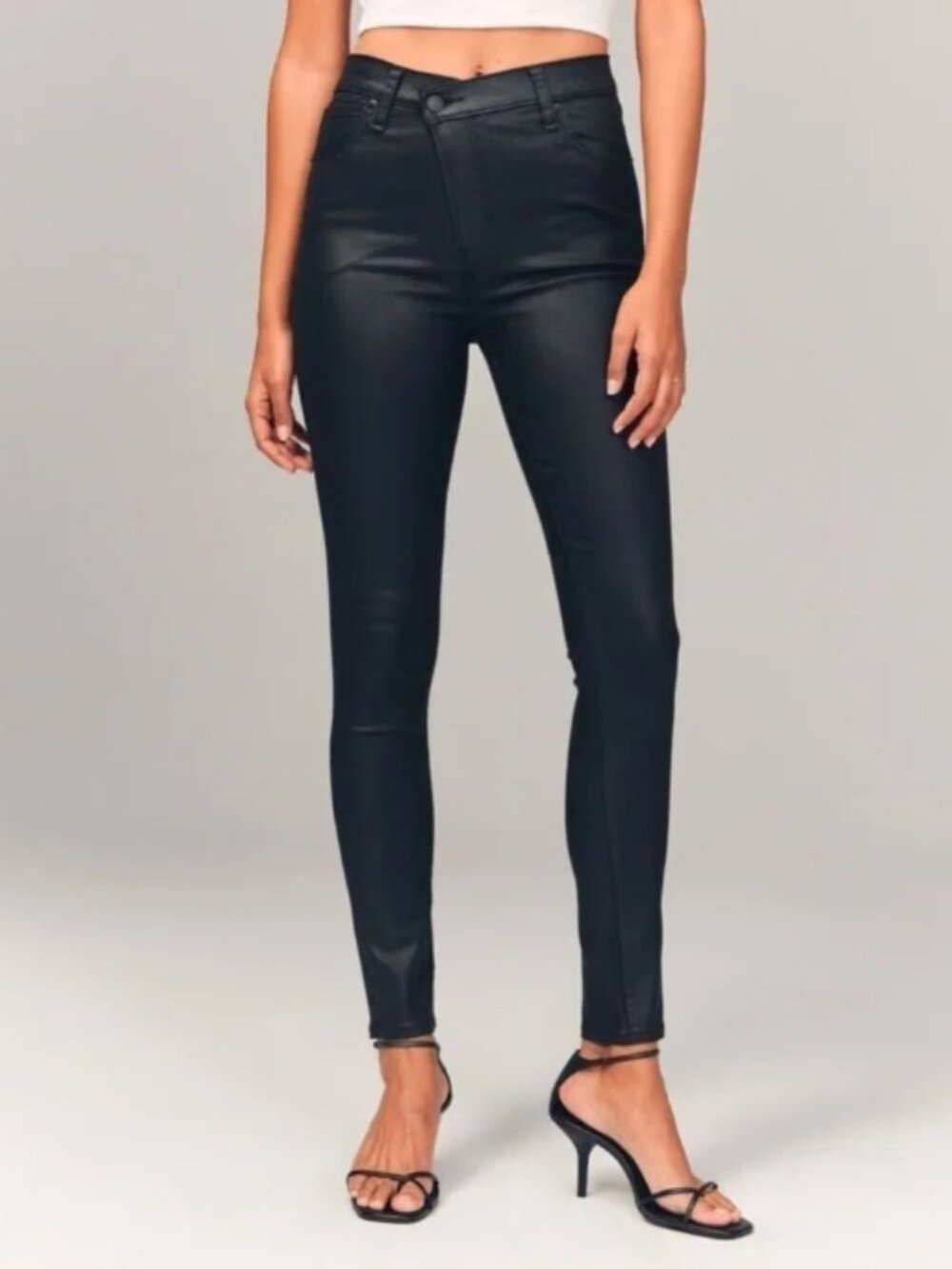 Abercrombie & Fitch The Super Skinny Ankle High Rise Black Coated Jeans Size 30